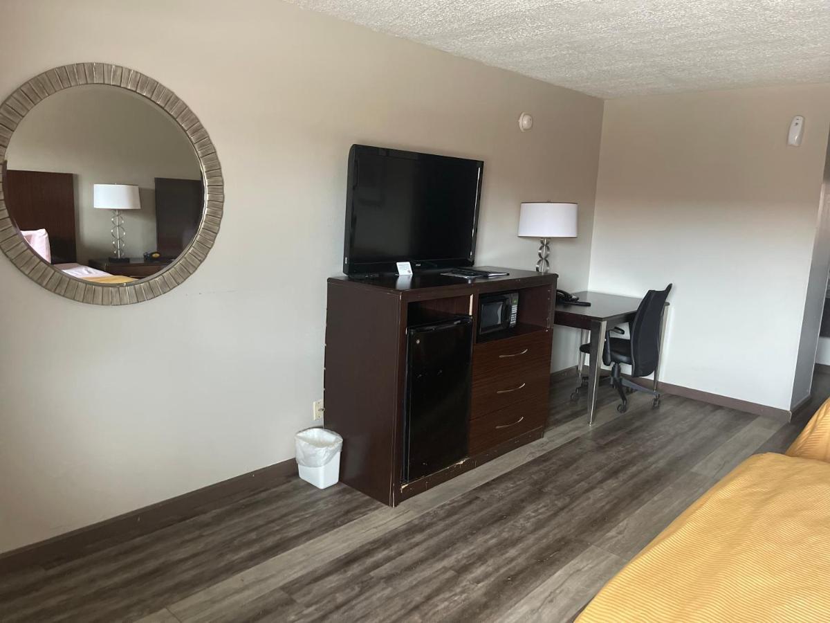 Royal Inn & Suites Mountain Grove Экстерьер фото