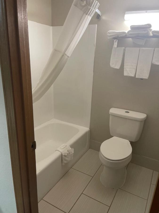 Royal Inn & Suites Mountain Grove Экстерьер фото