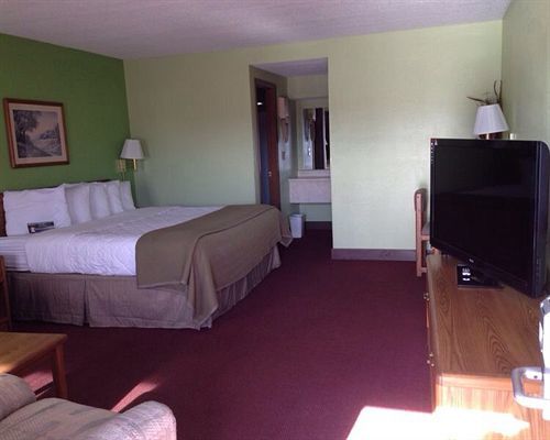 Royal Inn & Suites Mountain Grove Экстерьер фото